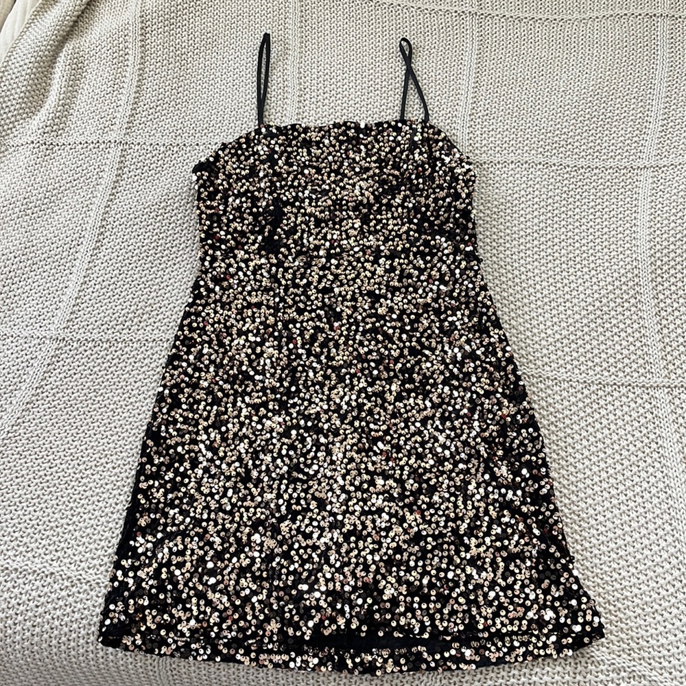 Worn once- Gold and black sequin dress
